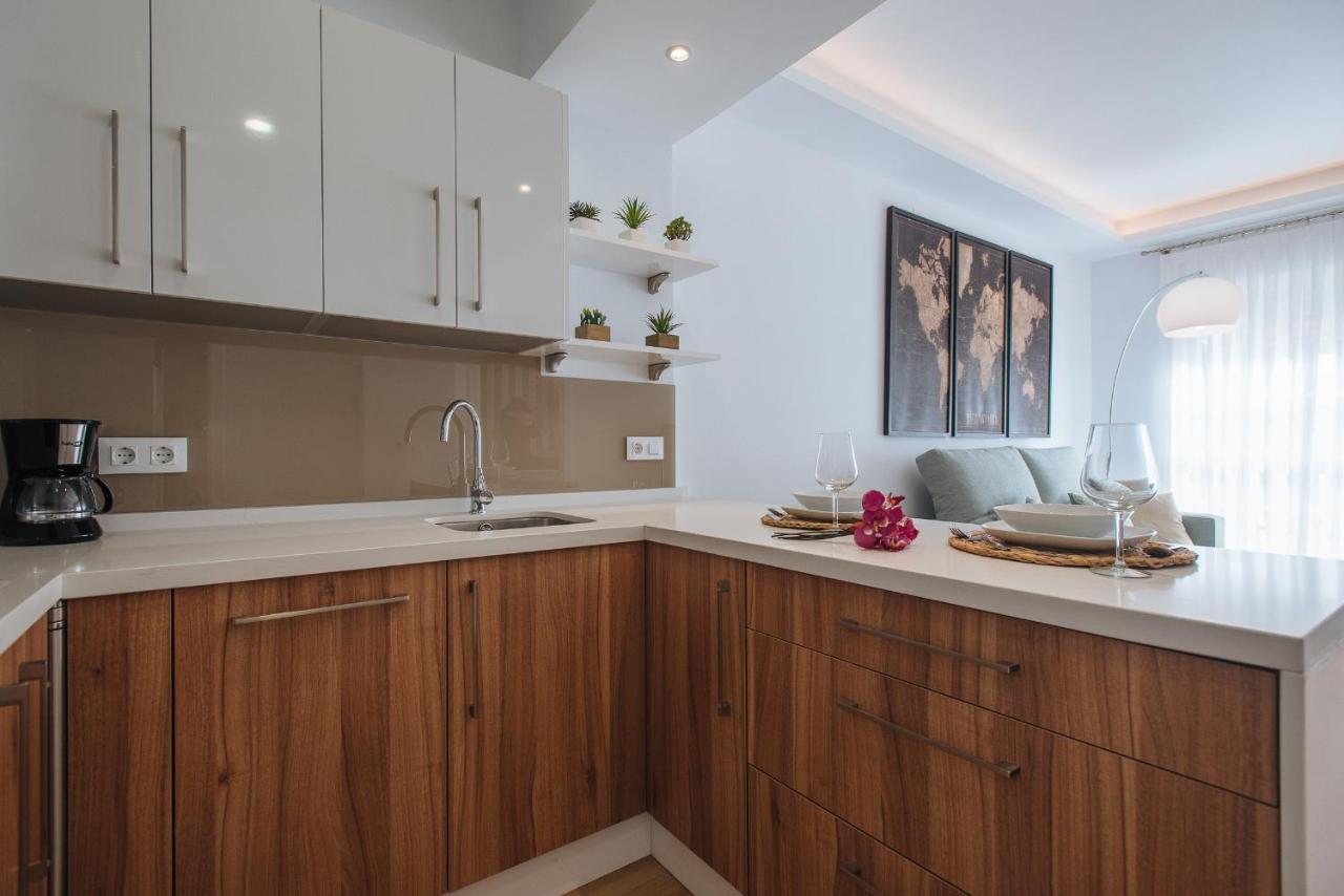 Azahares Suite Apartment Seville Exterior photo
